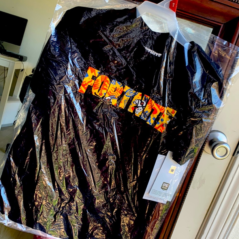 Fortnite Logo Fill as tee